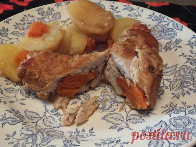 Рулет из куриного филе с морковью