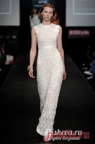 Длинное вечернее платье в пол вязаное крючком «Летний зефир»