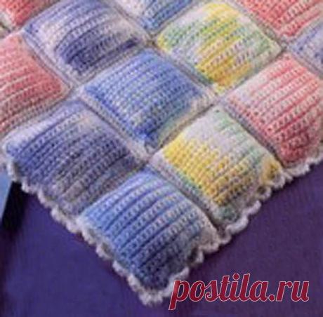 Вязаное одеяло на синтепоне.