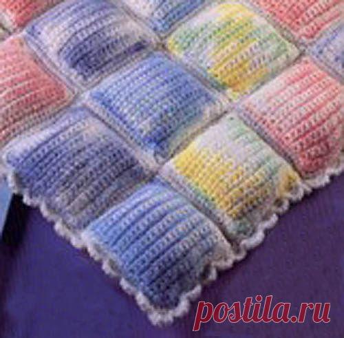 Вязаное одеяло на синтепоне.