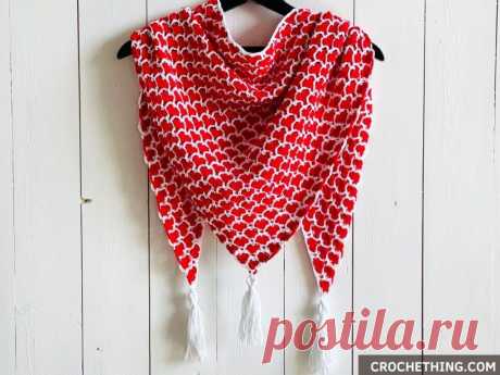 Heart Triangle Shawl - free crochet pattern + video tutorial