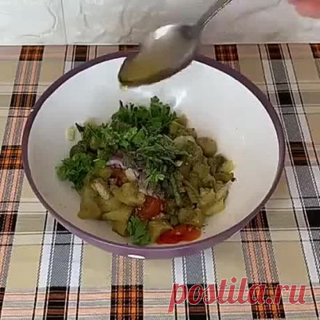 Салат с баклажанами