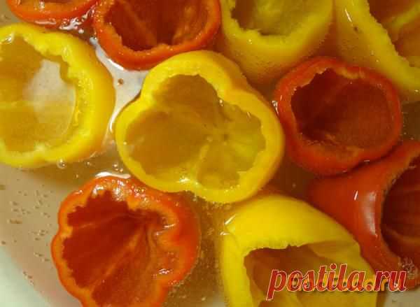 Как приготовить баклажановые рулетики в болгарском перце - Рецепт