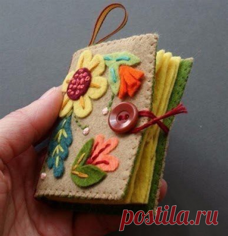 ​Красивая и удобная игольница-книжка