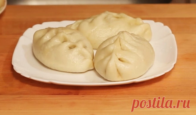 Пян-Се (Пигоди) манты по-корейски 



Национальный корейский пирожок на пару. Можно назвать его паровым беляшом. В корейских портах (Ульсане, Пусане) находятся огромные судостроительные верфи, там они продаются на улицах, в целлофанов…