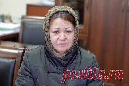 Родители угрожавшего бить русских дагестанца извинились за сына. Родители 29-летнего Шугаиба Болатукаева, угрожавшего русским избиениями со стороны дагестанцев, извинились за своего сына. Видеоролик с извинениями был опубликован администрацией города Кизилюрт в Дагестане. Ранее Болатукаев был задержан в Калужской области, ему вменяется пункт «а» части 2 статьи 282 УК РФ.