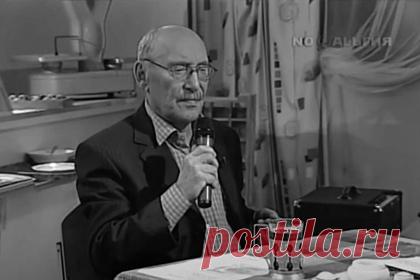 Автор песни «Носики-курносики» умер после заражения коронавирусом. Российский композитор, автор известной песни «Носики-курносики» Борис Емельянов умер после заражения коронавирусом. Об этом сообщает «Российская газета» со ссылкой на дочь музыканта Наталью. Композитора похоронят 31 июля в Москве на Николо-Архангельском кладбище недалеко от могилы певицы Жанны Фриске.