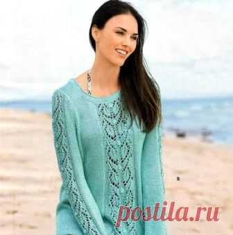 Пуловер с ажурными полосами, вязаный спицами. Описание и схемы вязания