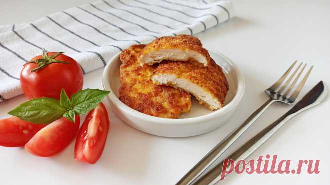 Куриные грудки на сковороде: простой рецепт хрустящего и нежного мяса на обед | Еда на каждый день | Яндекс Дзен