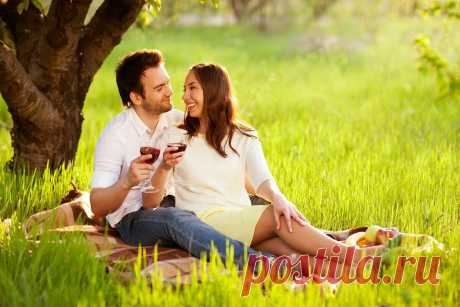 Олег Гонтарев &quot;ПОСЛУШАЙ, ВСЁ ТАК ИНТЕРЕСНО!..&quot; стихотворение | Олег Гонтарев | Яндекс Дзен