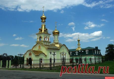 Фото: Свято-Троицкая церковь.Шульгинка. Фотограф Валерий Черняк. Город - Фото и фотограф на Расфокусе.