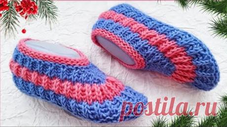ЯРКИЕ💝ТАПОЧКИ-СЛЕДКИ СПИЦАМИ🧶. МК для начинающих.