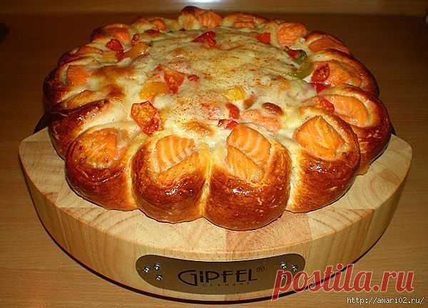 Вкусный и красивый рыбный пирог..