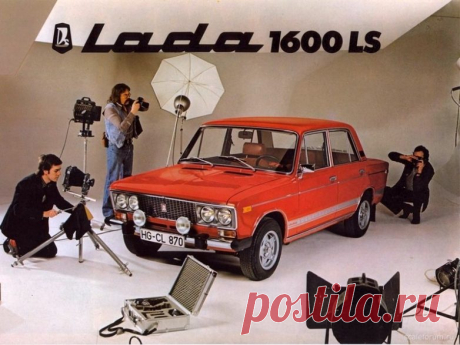 Рекламные плакаты советских легковых автомобилей с 1940-х по 1980-е годы / Назад в СССР / Back in USSR