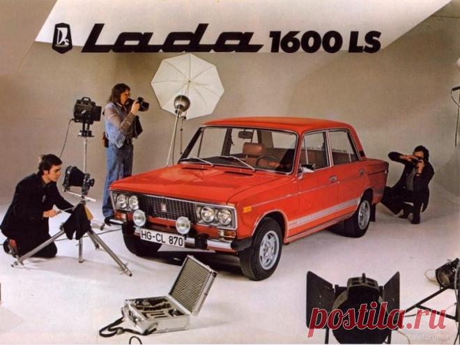 Рекламные плакаты советских легковых автомобилей с 1940-х по 1980-е годы / Назад в СССР / Back in USSR