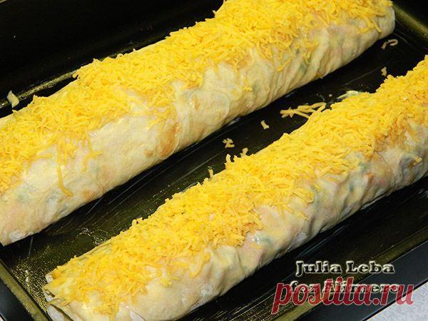 Закусочные рулеты, запечённые в духовке