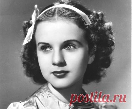 Дина Дурбин (Deanna Durbin)
- 4 декабря, 1921 • 20 апреля 2013