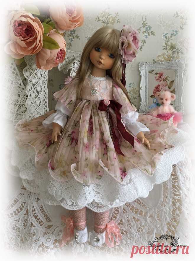 #текстильныекуклы#коллекционныекуклы#авторскиекуклы#artdoll#dollartist#doll#dollmaker#fabricdoll#textiledoll#embroidery#embroidereddoll#interiordoll#clothedoll#handmade#handmadedoll#интерьернаякукла#хендмейд#рукоделие#handmadedoll#кукларучнойработы#коллекционнаякукла#интерьернаякукла#ярмаркамастеров#будуарнаякукла#куклаболтушка#кукольнаяодежда#ручнаяработа#купитькуклу#кукольнаяобувь