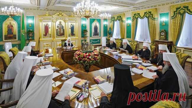 В РПЦ допустили отпевание детей-жертв "групп смерти"