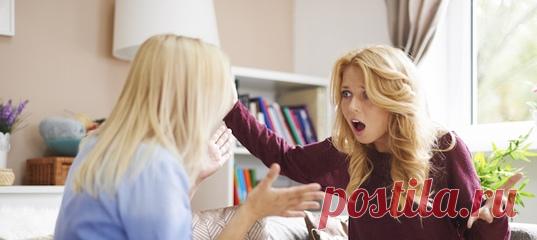 Взрослые, которые стараются сепарироваться от своих непростых родителей, обнаруживают, что этот процесс проходит не так быстро и легко, как хотелось бы. Что мешает нам жить своей жизнью? И какие шаги помогут выпутаться из паутины токсичной семьи? #самоанализ #токсичноедетство #сепарация #любовьксебе