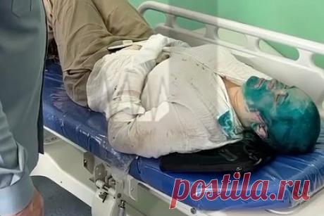 Избитую в Чечне журналистку Милашину выписали из больницы. Журналистку Елену Милашину, которую неизвестные избили в Чечне вместе с адвокатом Александром Немовым, выписали из больницы. Об этом сообщил бывший главный редактор «Эха Москвы» Алексей Венедиктов (внесен в реестр СМИ-иноагентов), его цитирует РИА Новости. По его словам, Милашина находится дома под контролем врачей.