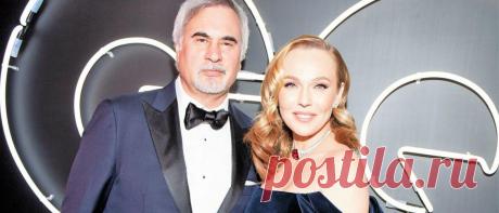 Альбина Джанабаева поделилась первым снимком новорожденной дочери
Недавно стало известно, что Альбина Джанабаева в третий раз беременна от Валерия Меладзе . А 12 апреля 42-летняя певица родила 55-летнему Меладзе девочку. К слову, женщина мечтала о дочери и верила, что у нее она будет. Хотя подробностями появления третьего общего ребенка пара не делится, а также не раскрывает имени, но вот фото малышки Джанабаева […]
Читай дальше на сайте. Жми подробнее ➡