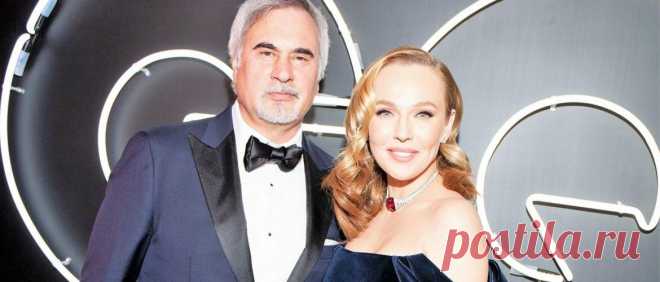 Альбина Джанабаева поделилась первым снимком новорожденной дочери
Недавно стало известно, что Альбина Джанабаева в третий раз беременна от Валерия Меладзе . А 12 апреля 42-летняя певица родила 55-летнему Меладзе девочку. К слову, женщина мечтала о дочери и верила, что у нее она будет. Хотя подробностями появления третьего общего ребенка пара не делится, а также не раскрывает имени, но вот фото малышки Джанабаева […]
Читай дальше на сайте. Жми подробнее ➡