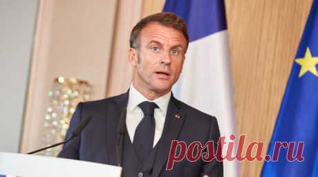 Макрон: погибший от рук нападавшего в Аррасе учитель спас жизни учеников. Учитель, погибший в результате нападения в коммуне Аррас на севере Франции, спас жизни коллег и учеников. Читать далее