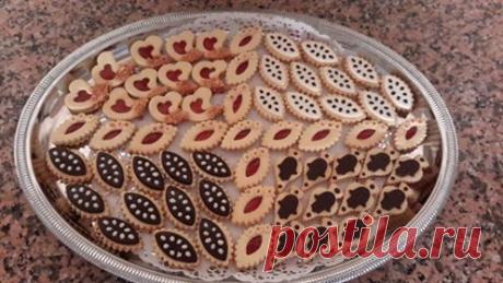 (2) Noora Noora