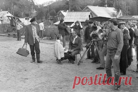 "Любовь и голуби": редкие фото со съемок любимого фильма