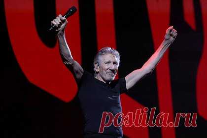 Лидер Pink Floyd ответил на обвинения в восхвалении нацизма. Лидер группы Pink Floyd Роджер Уотерс на своей странице в Twitter отверг обвинения в восхвалении национал-социализма и разжигании ненависти. Роджерс написал, что его недавнее выступление в Берлине вызвало ложные нападки со стороны тех, кто хочет очернить и заставить его замолчать.