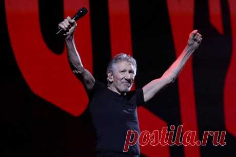 Лидер Pink Floyd ответил на обвинения в восхвалении нацизма. Лидер группы Pink Floyd Роджер Уотерс на своей странице в Twitter отверг обвинения в восхвалении национал-социализма и разжигании ненависти. Роджерс написал, что его недавнее выступление в Берлине вызвало ложные нападки со стороны тех, кто хочет очернить и заставить его замолчать.
