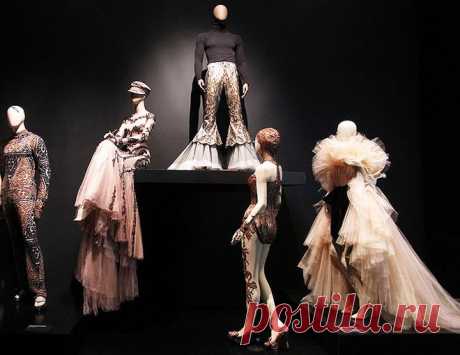 20 самых ярких нарядов с выставки Jean Paul Gaultier | Мода
