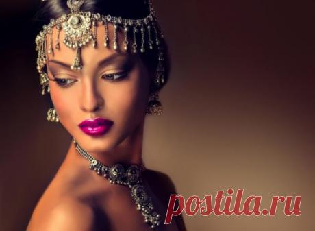 ИЗБАВИТЬ МУЖА ОТ ЖАДНОСТИ     
На рост луны.
Зажгите свечу из воска что в церкви куплена(по всем правилам) и читайте на огонь 9 раз (перед чтением соответствующая подготовка):
"Господи, как ты не жалеешь, а даешь,
Так повели и рабу своему (желательно крещеное имя...) не жалеть, а давать,
не прятать, а покупать, не сокрыть, а дать,
чтобы душа его радовалась щедрости,
а не погибала от скупости.
Положи ему Господи печать на чело,
чтобы больше давал, а не прятал и скрывал.
Пусть его мошна