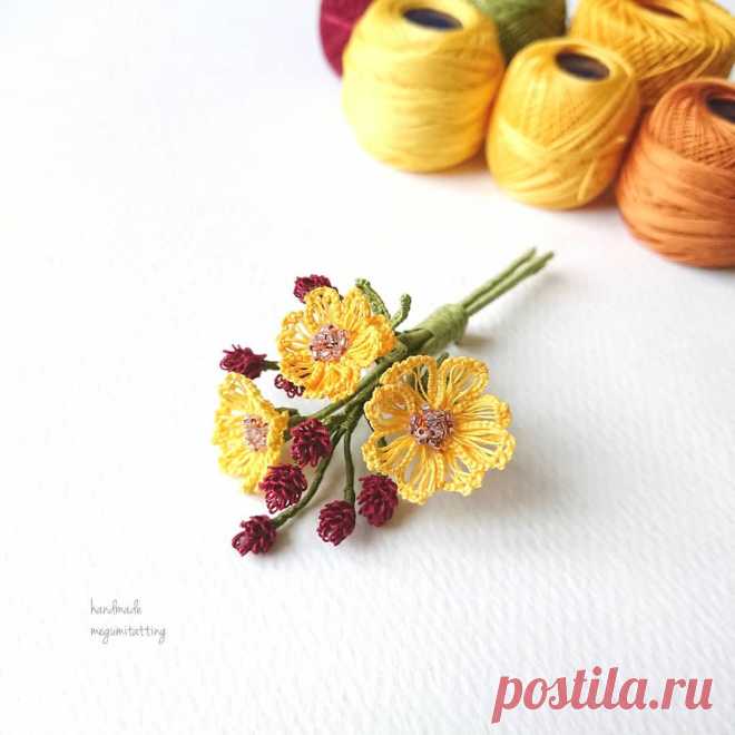Photo by megu on October 09, 2020. May be an image of text that says 'handmade megumitatting'.