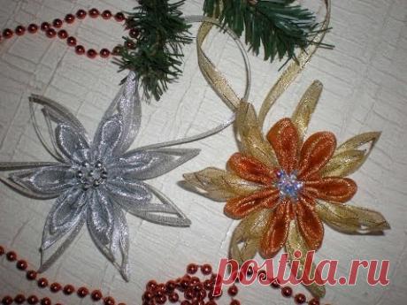 Украшение на елку в стиле Канзаши (2 варианта). //DIY Happy New Year. //Christmas holiday