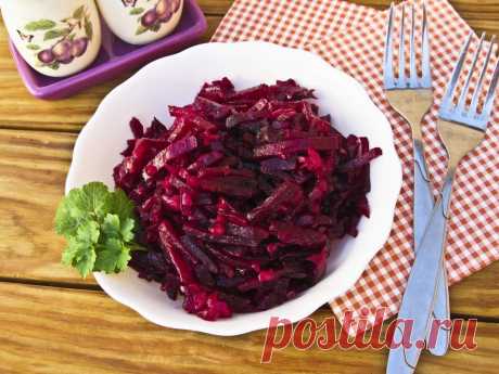 Когда свеклы много, а девать некуда: отличная закуска к мясу из свеклы | Ложки-Поварёшки Пульс... Многие отказывают себе в удовольствии приготовления блюд из свеклы. Это зря! Свекла – крайне доступный и полезный продукт.