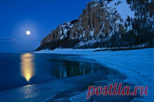 10 Самых живописных рек планеты Река – одно из самых замечательных мест для отдыха: у реки можно и порыбачить, и позагорать, в ней можно искупаться или просто посидеть на берегу под умиротворяющий шум водного потока, напоминающий о ...