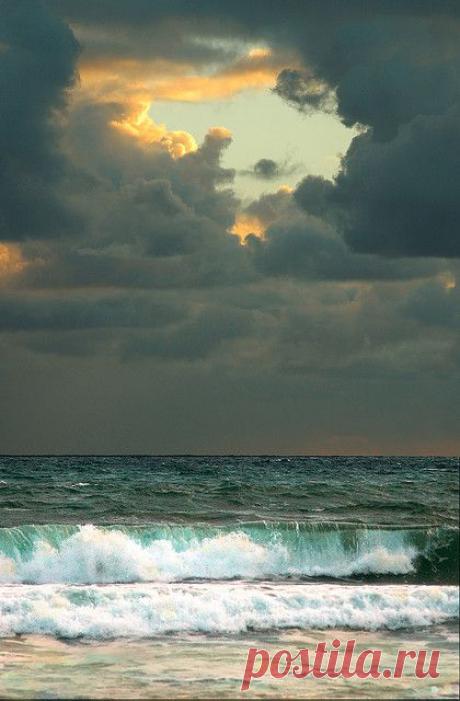 Beach At Sunrise | Flickr - Photo Sharing!