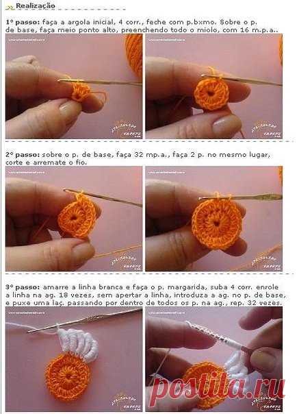 Цветочный мотив крючком