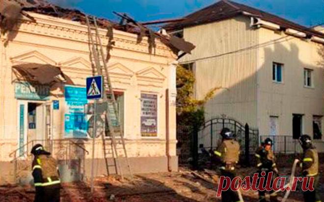 Рогов назвал цели дронов ВСУ в Бердянске. Целями атак дронов-камикадзе на Бердянск в Запорожской области стал не только морской порт, но и здания местной администрации и социальные объекты, заявил председатель комиссии Общественной палаты, сопредседатель координационного совета по интеграции новых регионов Владимир Рогов.