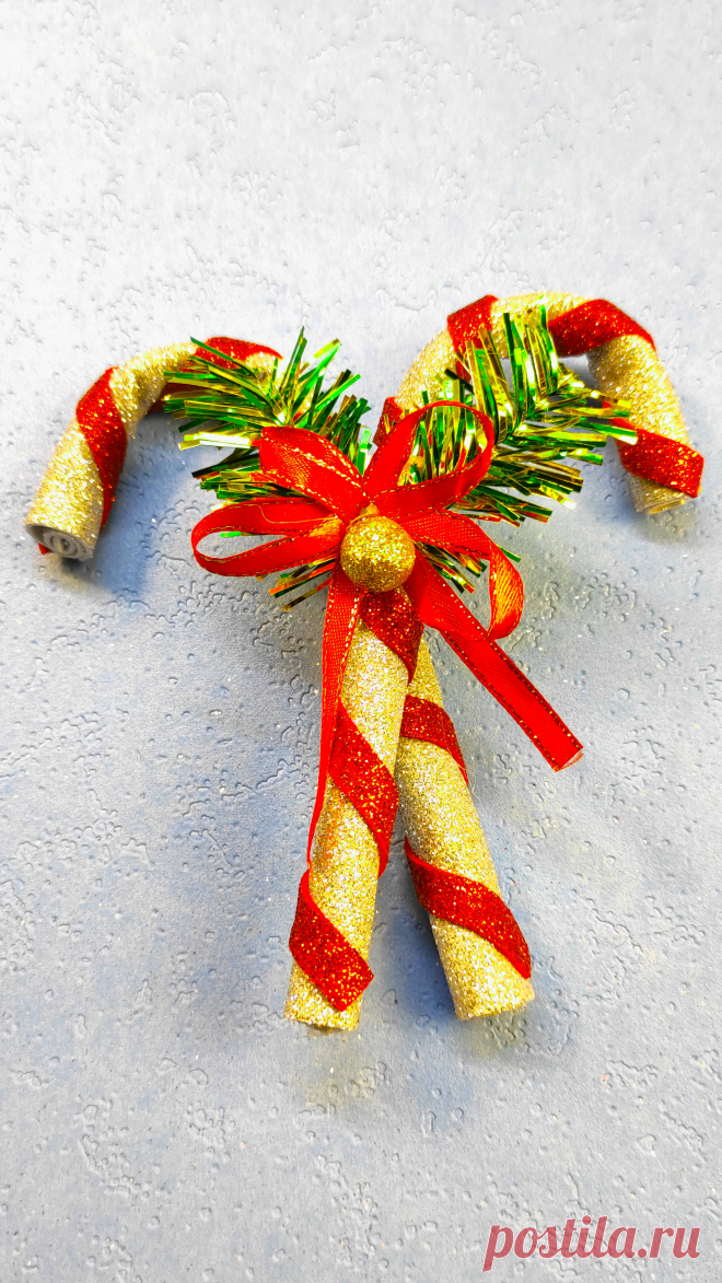 Если у Вас совсем мало времени, а хочется украсить Новогоднюю елку🎄 чем-то особенным и красивым, то посмотрите это видео! 🔥
Вы увидите, как невероятно быстро и легко можно сделать НОВОГОДНИЙ ДЕКОР своими руками. 🎄