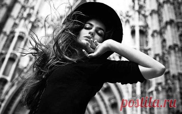 Ты привлекаешь мужчин с безумной силой, если…
  Ты привлекаешь мужчин с безумной силой, если… Ты привлекаешь мужчин с безумной силой, если знаешь и выполняешь то, что написано здесь. Это — твое тайное знание, твое могущество, твоя власть и твое умение, которые позволяют тебе быть успешной, любимой и счастливой. Используй те правила, которые ты здесь найдешь — и рядом с тобой обязательно […]
Читай дальше на сайте. Жми подробнее ➡