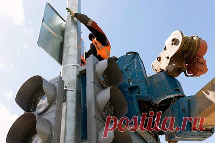 На дорогах России с 2026 года появятся новые знаки. Какие изменения ждут водителей?