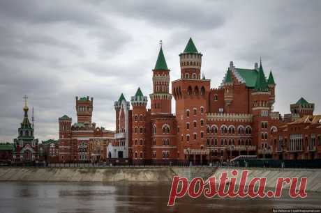 10 самых уродливых зданий России по мнению Варламова Найди свой город.