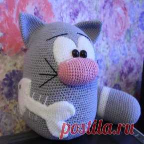 Котище от безымянного автора!
Большой, толстый и очень забавный, как и положено коту.
https://vk.com/doc422367896_445232645?hash=8f22a08c715ebed892&dl=49d63cdef2b52fdfa6
#ИгрушкиКрючком #ОписаниеИгрушек_коты