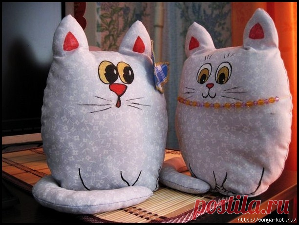 Игрушки коты