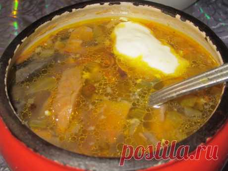 Крупеня Танцы от плиты и до компа !!
Приготовим простенький супец. Обычный такой грибной супчик, попробовать который можно наверное в любом белорусском ресторане или кафе. Предлагаемый вариант вполне можно у…