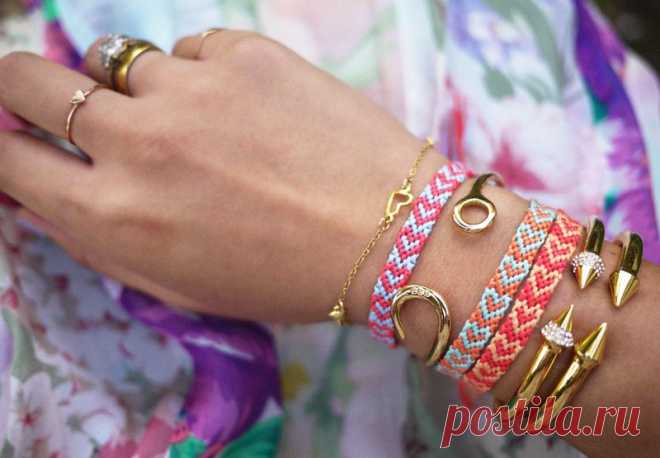 DIY Heart Friendship Bracelet (фенечки из мулине)