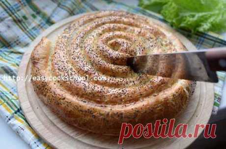 Слоеный пирог Улитка с курицей